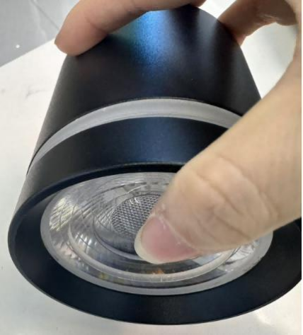 SRT001-140 black 10W COB WW